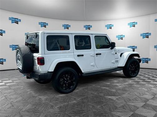 2022 Jeep Wrangler Unlimited 4xe Sahara