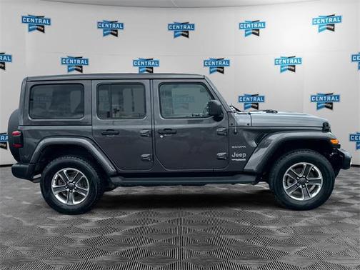 2022 Jeep Wrangler Unlimited Sahara
