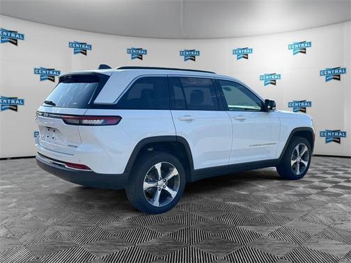 2025 Jeep Grand Cherokee Limited X