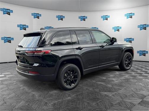 2025 Jeep Grand Cherokee Altitude
