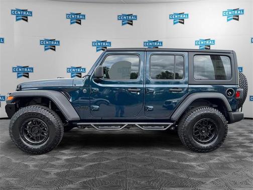 2025 Jeep Wrangler Sport