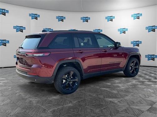 2025 Jeep Grand Cherokee Limited X