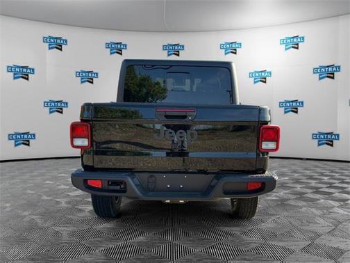 2025 Jeep Gladiator Sport S