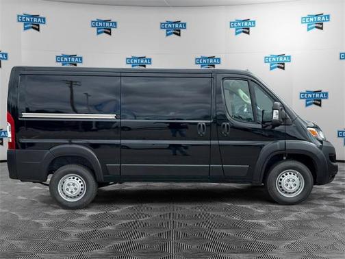2025 RAM ProMaster 2500 Tradesman