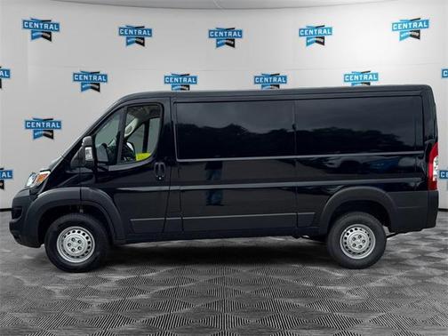 2025 RAM ProMaster 2500 Tradesman