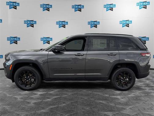 2025 Jeep Grand Cherokee Altitude