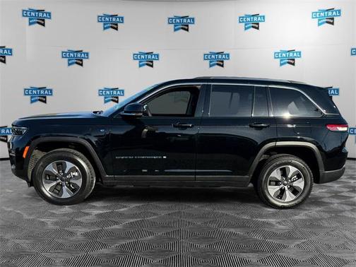2023 Jeep Grand Cherokee 4xe Base