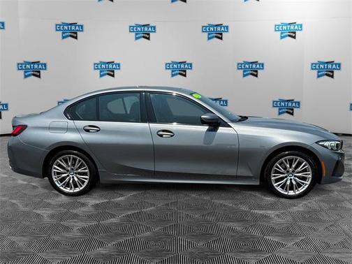 2023 BMW 330 xDrive