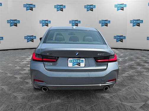 2023 BMW 330 xDrive