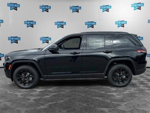 2025 Jeep Grand Cherokee Altitude