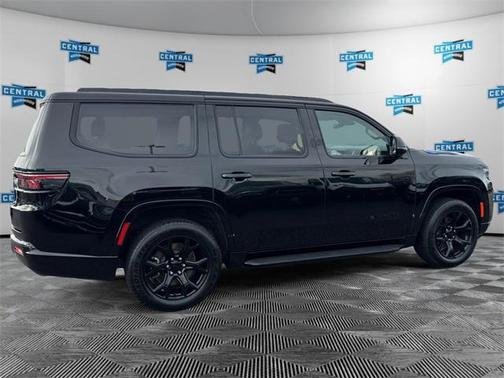 2023 Jeep Wagoneer Series II Carbide 4x4