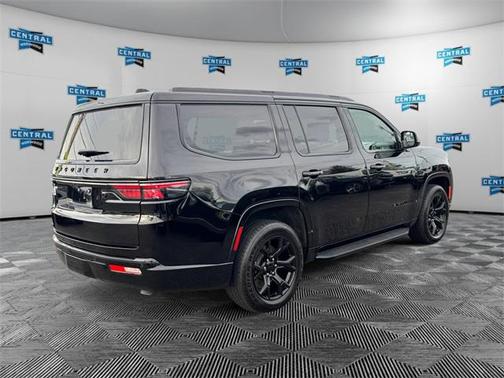 2023 Jeep Wagoneer Series II Carbide 4x4