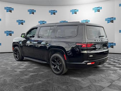 2023 Jeep Wagoneer Series II Carbide 4x4