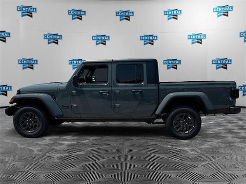 2025 Jeep Gladiator Sport S
