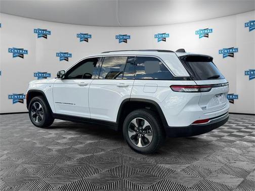 2023 Jeep Grand Cherokee 4xe Base