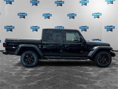 2022 Jeep Gladiator Willys 4x4