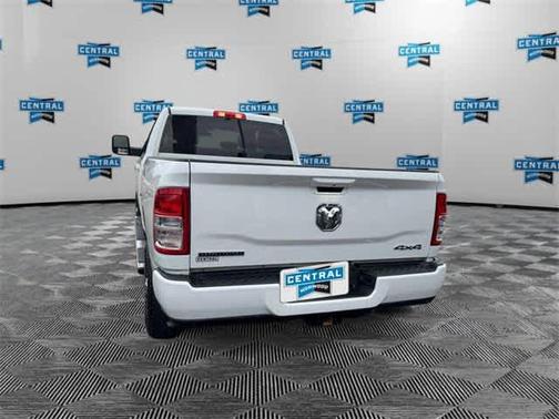 2024 RAM 3500 Big Horn Crew Cab 4x4 8' Box