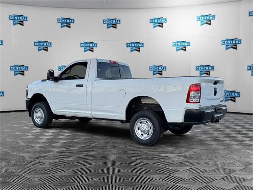 2024 RAM 2500 Tradesman Regular Cab 4x4 8' Box