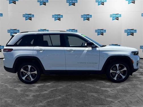 2023 Jeep Grand Cherokee 4xe Base