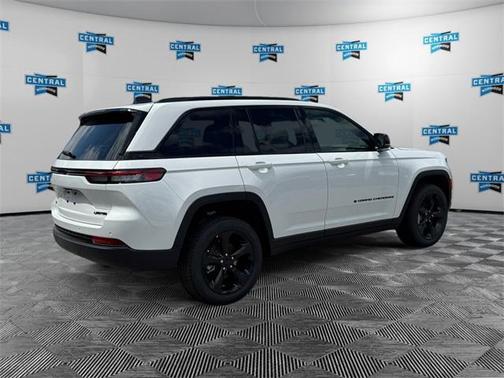 2025 Jeep Grand Cherokee Limited X