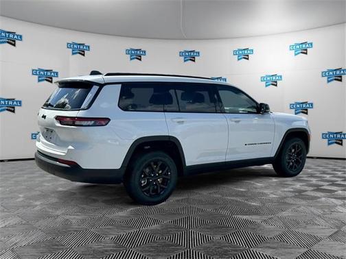 2025 Jeep Grand Cherokee L Altitude