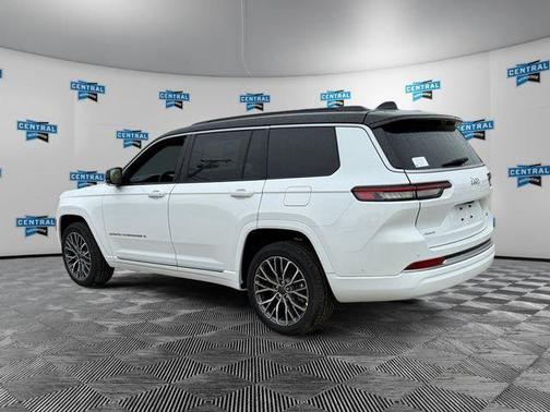 Bright White Clearcoat 2026 Jeep Grand Cherokee L Summit