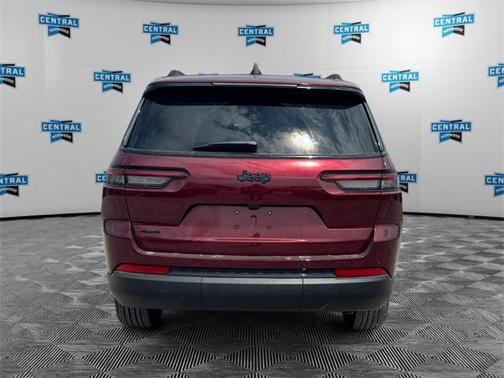 2025 Jeep Grand Cherokee L Altitude