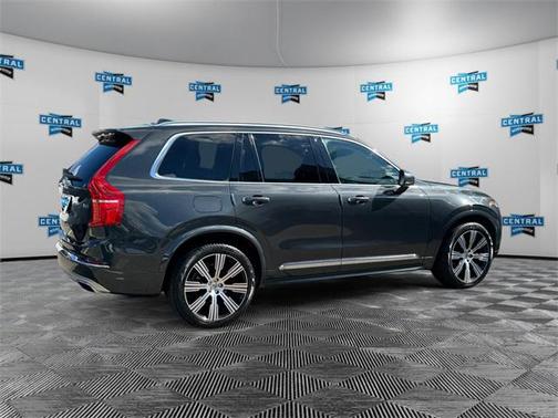 2021 Volvo XC90 T6 Inscription