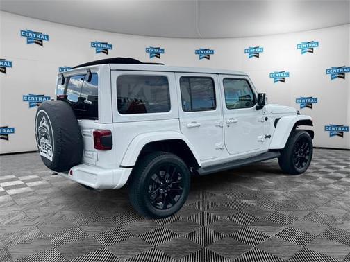 2023 Jeep Wrangler 4-Door High Altitude 4x4