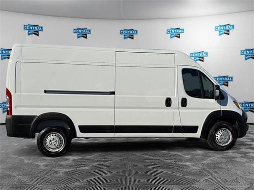 2025 RAM ProMaster 2500 Tradesman