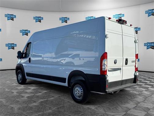 2025 RAM ProMaster 2500 Tradesman