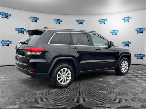 2022 Jeep Grand Cherokee Laredo