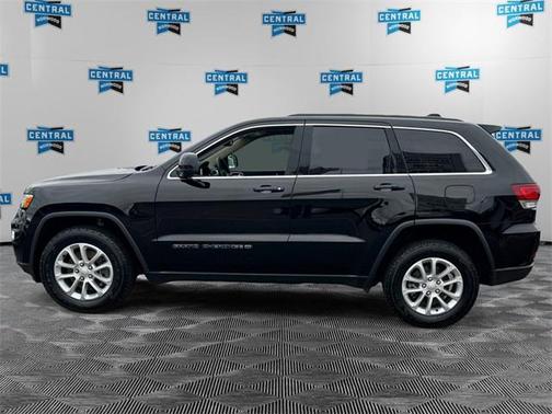 2022 Jeep Grand Cherokee Laredo