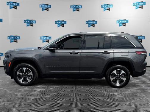 2022 Jeep Grand Cherokee 4xe Base