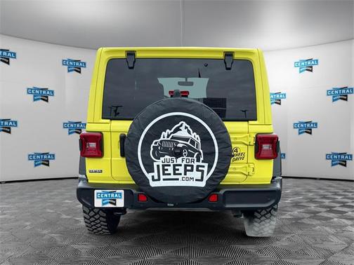 2022 Jeep Wrangler Willys