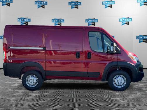 2026 RAM ProMaster 1500 Low Roof