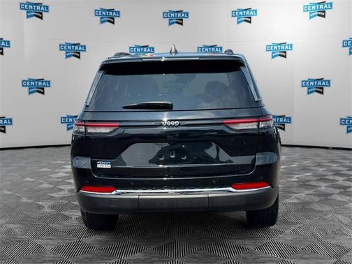 2023 Jeep Grand Cherokee 4xe Base