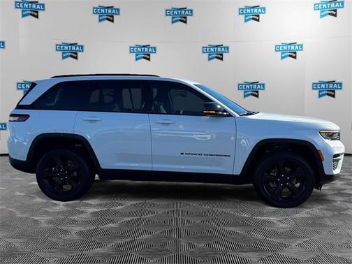 2023 Jeep Grand Cherokee Altitude