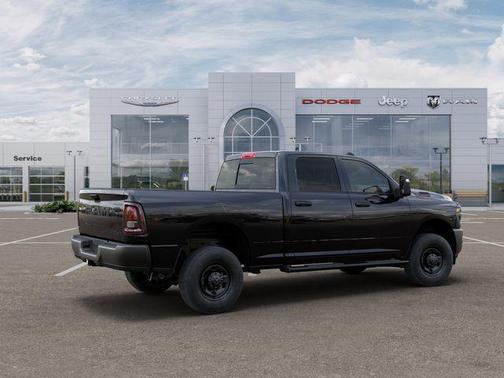 2026 RAM 2500 Tradesman Crew Cab 4x4 6'4' Box