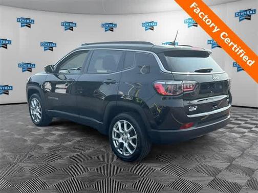 2022 Jeep Compass Latitude Lux