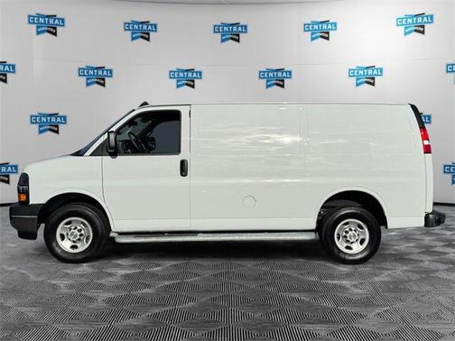 2024 Chevrolet Express 2500 RWD 2500 Regular Wheelbase WT