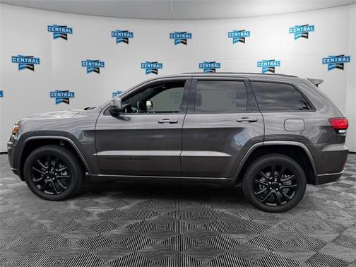 2021 Jeep Grand Cherokee Laredo