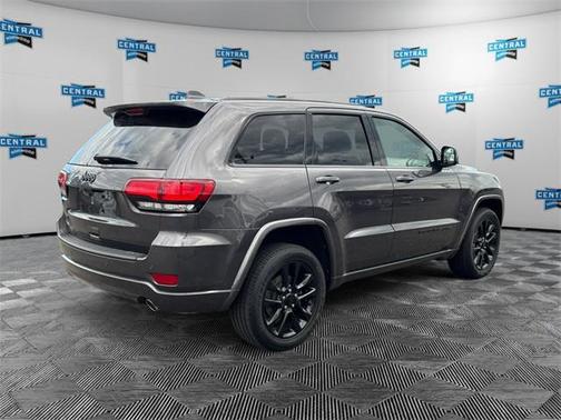 2021 Jeep Grand Cherokee Laredo