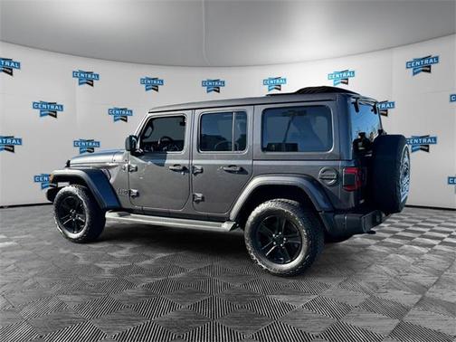 2022 Jeep Wrangler Unlimited Sahara