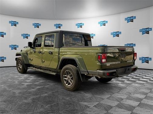 2024 Jeep Gladiator Sport S