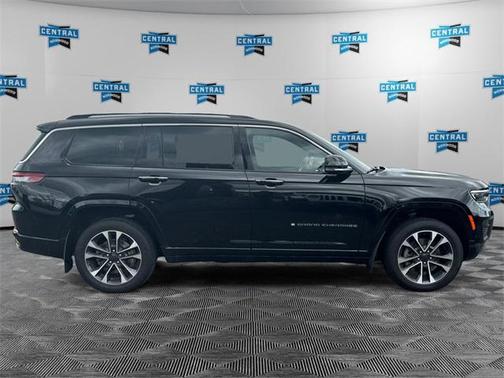 2022 Jeep Grand Cherokee L Overland