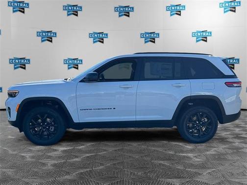 2025 Jeep Grand Cherokee Altitude