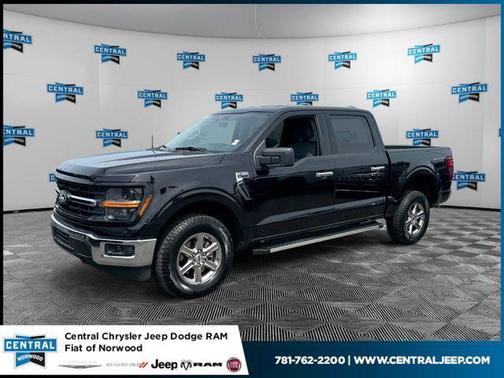 Agate Black Metallic 2025 Ford F-150 XLT