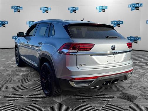 2022 Volkswagen Atlas Cross Sport 3.6L V6 SE w/Technology