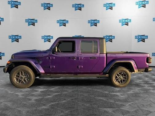 Reign 2026 Jeep Gladiator Sport S
